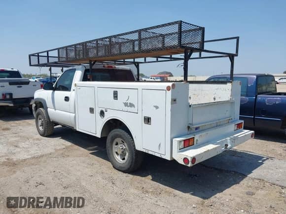 2003 Chevrolet Silverado 2500 с VIN 1GBHC24U13E177297, выставлен на аукционе IAAI как лот 43174736 с пробегом 200 966 миль миль и . История ставок и продаж доступна на DreamBid. Изображение 3.