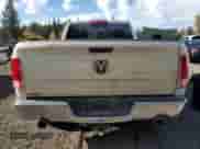 2018 Ram 1500 Laramie z VIN 1C6RR7VM7JS228236, wystawiony jako Copart lot #86628725 z przebiegiem 149 116 mil mil oraz Czysty tytuł • Clean title. Historia ofert i sprzedaży dostępna na DreamBid. Obrazek 6.