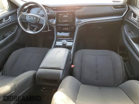 2023 Jeep Grand Cherokee Altitude z VIN 1C4RJHAG6PC514510, wystawiony jako Copart lot #69847905 z przebiegiem 68 219 mil mil oraz Czysty tytuł • Clean title. Historia ofert i sprzedaży dostępna na DreamBid. Obrazek 8.