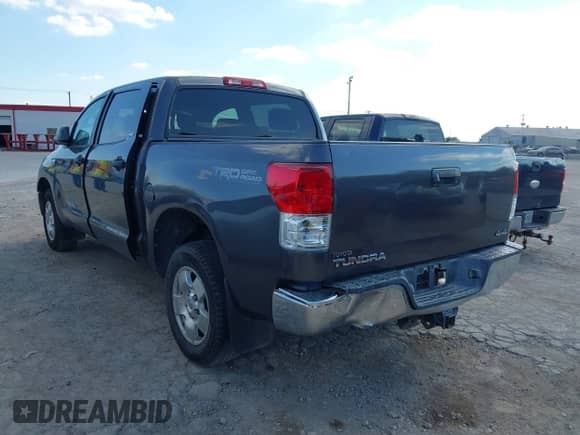 2012 Toyota Tundra с VIN 5TFDY5F1XCX248615, выставлен на аукционе IAAI как лот 43421269 с пробегом 309 736 миль миль и . История ставок и продаж доступна на DreamBid. Изображение 3.