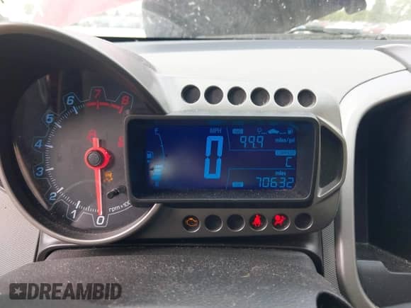 2015 Chevrolet Sonic LT with VIN 1G1JC6SH9F4113781, listed as a IAAI auction lot 43111610 with 70,632 mi miles and . Bid and sale history available at DreamBid. Image 7.