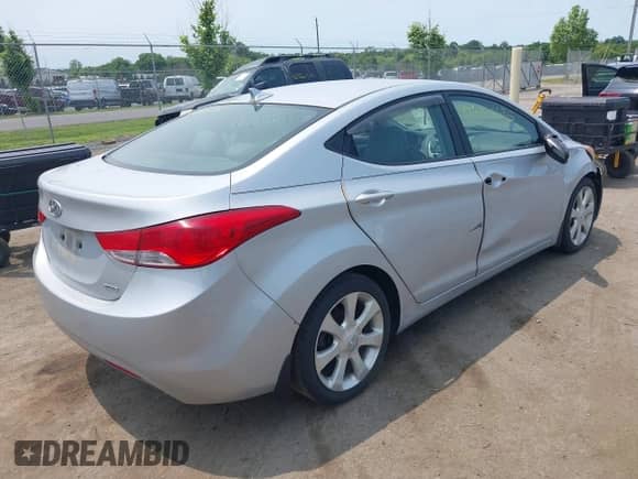 2011 Hyundai Elantra GLS с VIN 5NPDH4AE3BH021295, выставлен на аукционе IAAI как лот 42395635 с пробегом 232 202 миль миль и . История ставок и продаж доступна на DreamBid. Изображение 4.