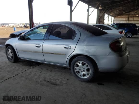 2005 Dodge Neon SXT z VIN 1B3ES56C05D122339, wystawiony jako Copart lot #81666814 z przebiegiem 156 502 mil mil oraz Szkoda całkowita • Salvage title. Historia ofert i sprzedaży dostępna na DreamBid. Obrazek 2.