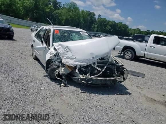 1999 Mercedes-Benz C 230/260/280/320 z VIN WDBHA24G3XA786656, wystawiony jako Copart lot #56043675 z przebiegiem Nie podano mil oraz Szkoda całkowita • Salvage title. Historia ofert i sprzedaży dostępna na DreamBid. Obrazek 13.