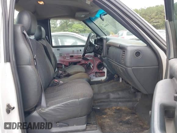 2000 Chevrolet Silverado 1500 с VIN 1GCEC14W3YE186147, выставлен на аукционе IAAI как лот 42468140 с пробегом 179 793 миль миль и . История ставок и продаж доступна на DreamBid. Изображение 5.