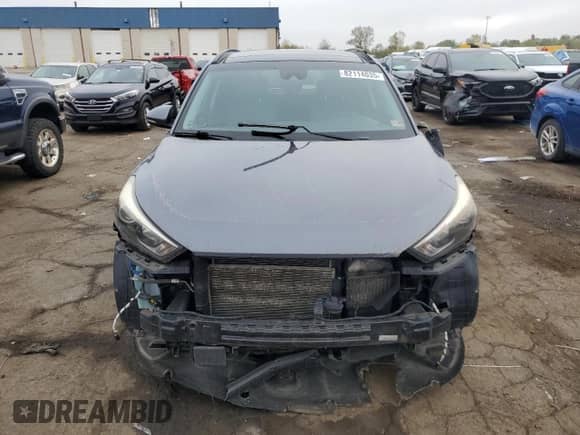 2017 Hyundai Tucson Eco z VIN KM8J33A23HU322371, wystawiony jako Copart lot #82114035 z przebiegiem 184 373 mil mil oraz Czysty tytuł • Clean title. Historia ofert i sprzedaży dostępna na DreamBid. Obrazek 5.