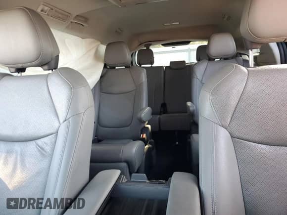 2023 Toyota Sienna Limited с VIN 5TDZSKFC6PS078367, выставлен на аукционе Copart как лот 71167205 с пробегом 43 625 миль миль и Списание • Salvage title. История ставок и продаж доступна на DreamBid. Изображение 10.