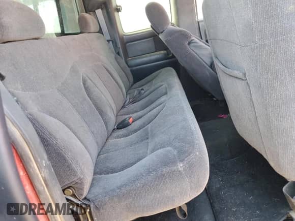 1999 GMC Sierra 1500 SL с VIN 1GTEK19T0XE520022, выставлен на аукционе Copart как лот 67127775 с пробегом 252 843 миль миль и Списание • Salvage title. История ставок и продаж доступна на DreamBid. Изображение 10.