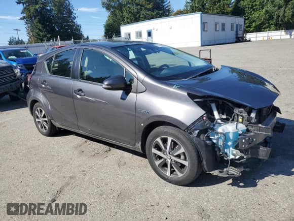 2018 Toyota Prius One z VIN JTDKDTB34J1620058, wystawiony jako Copart lot #81753905 z przebiegiem 52 335 mil mil oraz Szkoda całkowita • Salvage title. Historia ofert i sprzedaży dostępna na DreamBid. Obrazek 4.