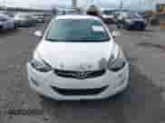 2013 Hyundai Elantra GLS z VIN 5NPDH4AE8DH255600, wystawiony jako IAAI lot #42917259 z przebiegiem 71 002 mil mil oraz . Historia ofert i sprzedaży dostępna na DreamBid. Obrazek 12.