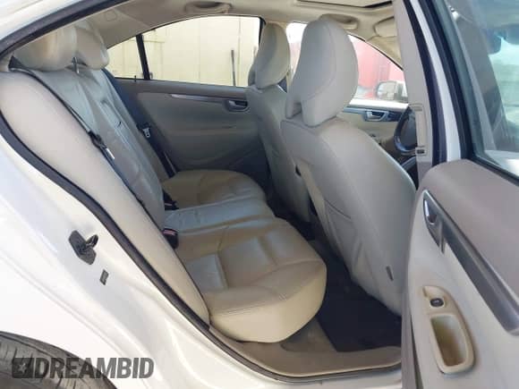 2009 Volvo S60 2.5T с VIN YV1RS592892737820, выставлен на аукционе IAAI как лот 43334035 с пробегом 177 136 миль миль и . История ставок и продаж доступна на DreamBid. Изображение 8.