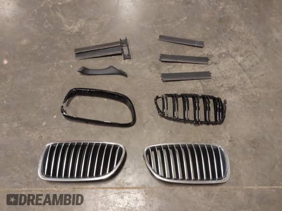 2012 BMW 5 Series 535i xDrive with VIN WBAFU7C55CDU56598, listed as a IAAI auction lot 43158087 with 134,533 mi miles and . Bid and sale history available at DreamBid. Image 12.