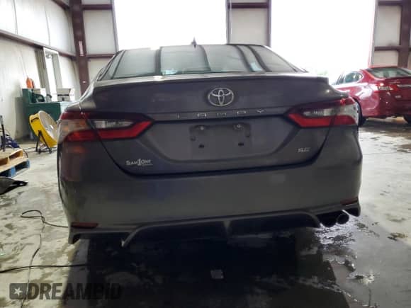 2021 Toyota Camry SE z VIN 4T1G11AK3MU580503, wystawiony jako Copart lot #58383895 z przebiegiem 52 516 mil mil oraz Szkoda całkowita • Salvage title. Historia ofert i sprzedaży dostępna na DreamBid. Obrazek 6.