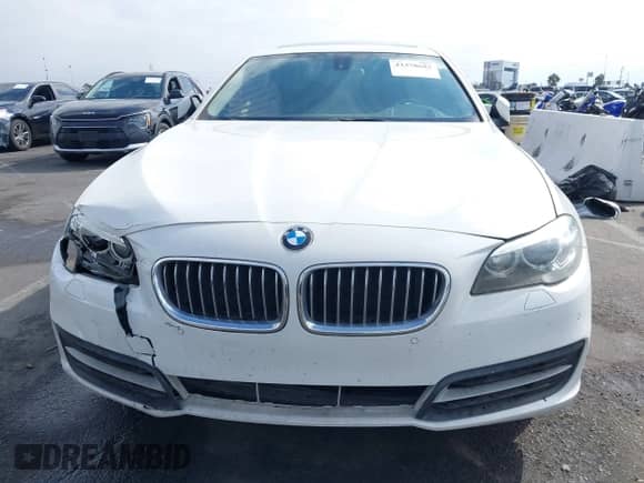 2014 BMW 5 Series 535i with VIN WBA5B1C55ED478666, listed as a IAAI auction lot 43378683 with 136,085 mi miles and . Bid and sale history available at DreamBid. Image 12.
