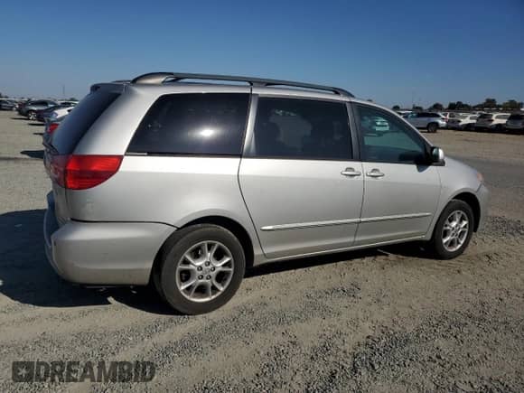 2004 Toyota Sienna XLE z VIN 5TDBA22C94S012496, wystawiony jako Copart lot #80386005 z przebiegiem 180 370 mil mil oraz Szkoda całkowita • Salvage title. Historia ofert i sprzedaży dostępna na DreamBid. Obrazek 3.