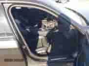 2013 BMW 3 Series 328i xDrive z VIN WBA3B3G51DNR80824, wystawiony jako IAAI lot #41902080 z przebiegiem 90 777 mil mil oraz . Historia ofert i sprzedaży dostępna na DreamBid. Obrazek 5.