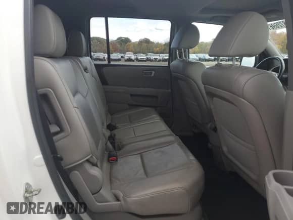 2015 Honda Pilot EX-L с VIN 5FNYF4H53FB033383, выставлен на аукционе Copart как лот 87269615 с пробегом 200 790 миль миль и Списание • Salvage title. История ставок и продаж доступна на DreamBid. Изображение 10.