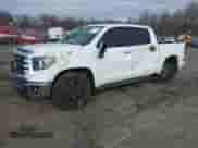 2019 Toyota Tundra SR5 с VIN 5TFAY5F13KX841010, выставлен на аукционе IAAI как лот 41297569 с пробегом 53 169 миль миль и . История ставок и продаж доступна на DreamBid. Изображение 2.