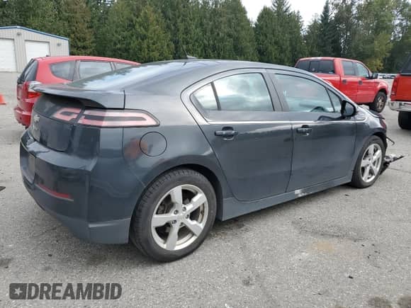 2014 Chevrolet Volt with VIN 1G1RA6E49EU113232, listed as a Copart auction lot 81436175 with 84,095 mi miles and Salvage title. Bid and sale history available at DreamBid. Image 3.