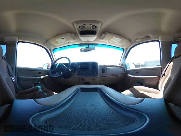 2004 GMC Sierra 1500 SLT с VIN 2GTEK19T641256835, выставлен на аукционе IAAI как лот 42319763 с пробегом 261 178 миль миль и . История ставок и продаж доступна на DreamBid. Изображение 18.