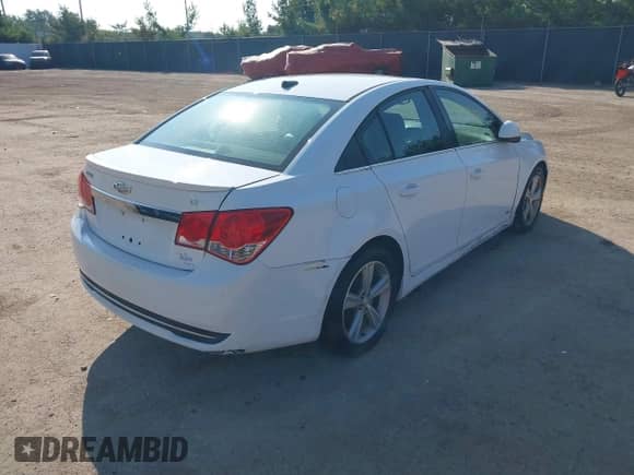 2014 Chevrolet Cruze 2LT с VIN 1G1PE5SB3E7417115, выставлен на аукционе IAAI как лот 43219930 с пробегом 139 879 миль миль и . История ставок и продаж доступна на DreamBid. Изображение 4.