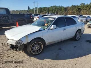 1994 Honda Accord LX z VIN 1HGCD5639RA156529, wystawiony jako Copart lot #85973584 z przebiegiem 144 699 mil mil oraz Szkoda całkowita • Salvage title. Historia ofert i sprzedaży dostępna na DreamBid. Obrazek 1.