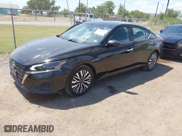 2024 Nissan Altima SV with VIN 1N4BL4DV1RN350966, listed as a IAAI auction lot 42904762 with 36,583 mi miles and . Bid and sale history available at DreamBid. Image 17.