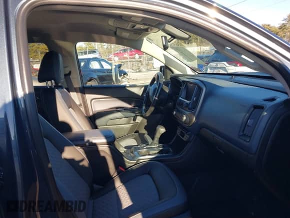 2019 Chevrolet Colorado 4WD Z71 with VIN 1GCPTDE17K1157469, listed as a IAAI auction lot 41168760 with 64,194 mi miles and . Bid and sale history available at DreamBid. Image 5.