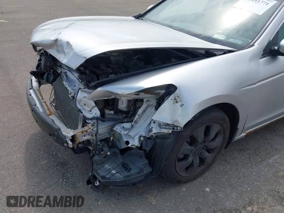 2010 Honda Accord EX с VIN 1HGCP3F73AA018844, выставлен на аукционе IAAI как лот 42441771 с пробегом 164 140 миль миль и . История ставок и продаж доступна на DreamBid. Изображение 6.