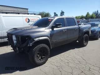 2022 Ram 1500 TRX z VIN 1C6SRFU93NN269444, wystawiony jako Copart lot #68398035 z przebiegiem 76 700 mil mil oraz Szkoda całkowita • Salvage title. Historia ofert i sprzedaży dostępna na DreamBid. Obrazek 1.