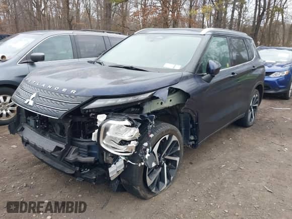 2023 Mitsubishi Outlander SEL z VIN JA4J4VA87PZ016822, wystawiony jako IAAI lot #41673740 z przebiegiem 22 164 mil mil oraz . Historia ofert i sprzedaży dostępna na DreamBid. Obrazek 6.