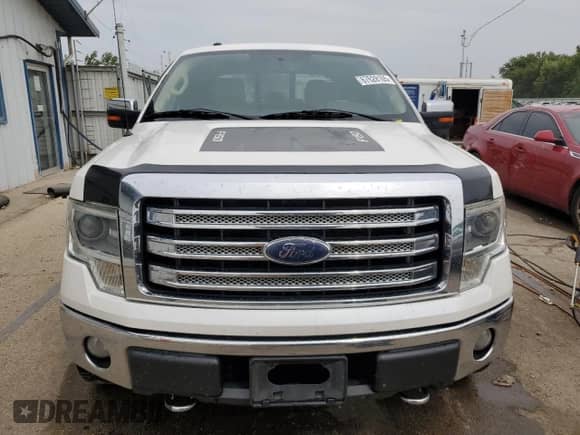 2013 Ford F-150 Lariat z VIN 1FTFW1E63DFA12433, wystawiony jako Copart lot #67628105 z przebiegiem 212 739 mil mil oraz Szkoda całkowita • Salvage title. Historia ofert i sprzedaży dostępna na DreamBid. Obrazek 5.