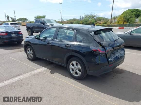 2025 Honda HR-V LX with VIN 3CZRZ1H3XSM728095, listed as a IAAI auction lot 42817468 with 4,116 mi miles and . Bid and sale history available at DreamBid. Image 3.
