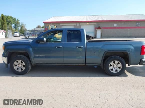 2014 GMC Sierra 1500 SLE z VIN 1GTV2UECXEZ180357, wystawiony jako IAAI lot #43225247 z przebiegiem 126 594 mil mil oraz . Historia ofert i sprzedaży dostępna na DreamBid. Obrazek 19.