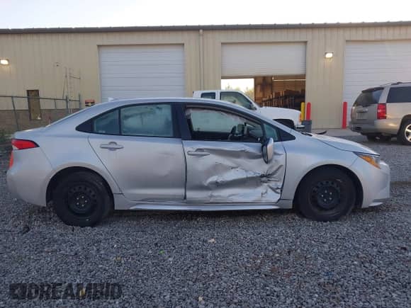 2024 Toyota Corolla LE with VIN 5YFB4MDE7RP162754, listed as a IAAI auction lot 43483844 with 29,888 mi miles and . Bid and sale history available at DreamBid. Image 13.