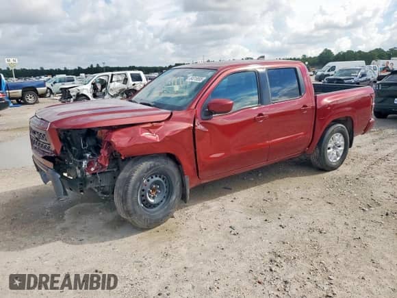 2024 Nissan Frontier SV z VIN 1N6ED1EJ3RN610053, wystawiony jako Copart lot #84016695 z przebiegiem 23 601 mil mil oraz Szkoda całkowita • Salvage title. Historia ofert i sprzedaży dostępna na DreamBid. Obrazek 1.