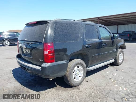 2008 Chevrolet Tahoe 3LT с VIN 1GNFK13038R197797, выставлен на аукционе IAAI как лот 43194931 с пробегом 163 922 миль миль и . История ставок и продаж доступна на DreamBid. Изображение 4.