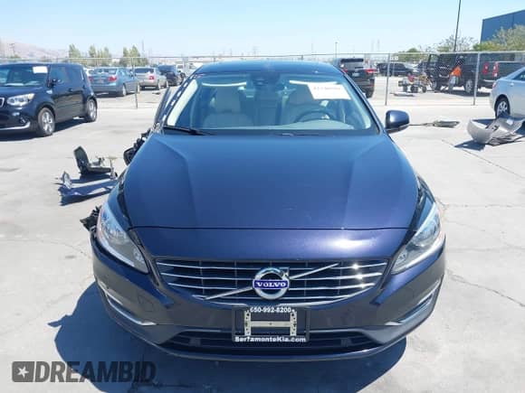 2016 Volvo S60 T5 Premier с VIN YV1612TK2G2415958, выставлен на аукционе IAAI как лот 42740502 с пробегом 72 590 миль миль и . История ставок и продаж доступна на DreamBid. Изображение 13.