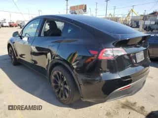 2021 Tesla Model Y Long Range with VIN 5YJYGDEE2MF182060, listed as a Copart auction lot 71448454 with 60,836 mi miles and Salvage title. Bid and sale history available at DreamBid. Image 2.