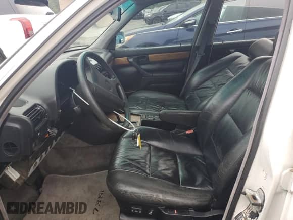 1988 BMW 7 Series с VIN WBAGB431XJ3208470, выставлен на аукционе Copart как лот 63241485 с пробегом 169 330 миль миль и Списание • Salvage title. История ставок и продаж доступна на DreamBid. Изображение 7.