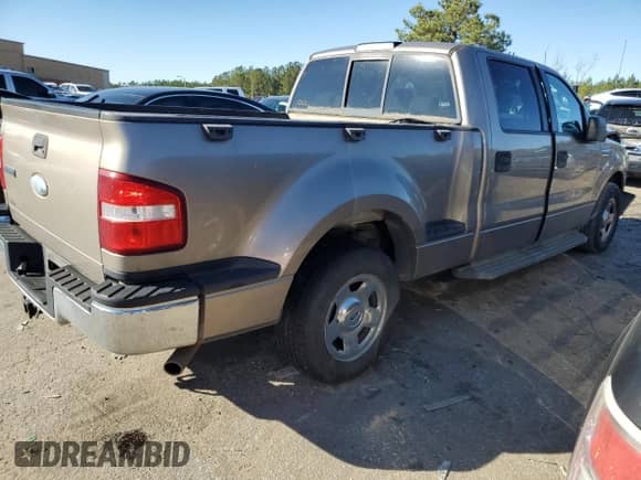 2006 Ford F-150 XLT с VIN 1FTRW02WX6KC60314, выставлен на аукционе Copart как лот 45637705 с пробегом 177 615 миль миль и Списание • Salvage title. История ставок и продаж доступна на DreamBid. Изображение 3.