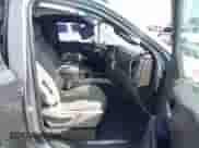 2020 Chevrolet Silverado 1500 LT с VIN 3GCUYDEDXLG270432, выставлен на аукционе IAAI как лот 42285824 с пробегом 68 160 миль миль и . История ставок и продаж доступна на DreamBid. Изображение 5.