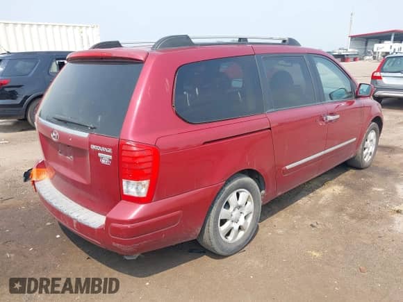 2007 Hyundai Entourage GLS с VIN KNDMC233576020066, выставлен на аукционе IAAI как лот 42823630 с пробегом 251 992 миль миль и . История ставок и продаж доступна на DreamBid. Изображение 4.