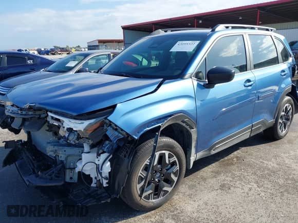 2025 Subaru Forester with VIN JF2SLDAC0SH572448, listed as a IAAI auction lot 43095322 with 1,473 mi miles and . Bid and sale history available at DreamBid. Image 2.