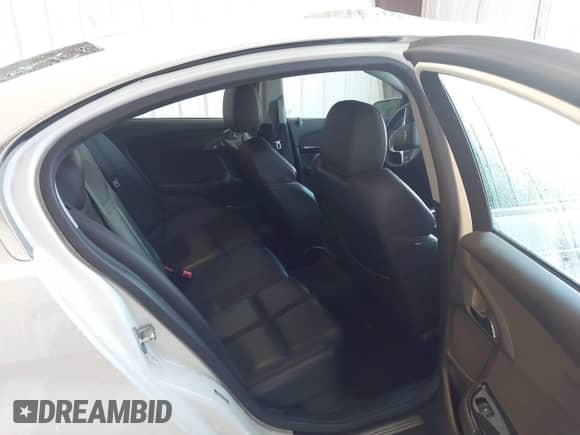 2014 Chevrolet SS с VIN 6G3F15RW6EL964428, выставлен на аукционе IAAI как лот 42488136 с пробегом 117 120 миль миль и . История ставок и продаж доступна на DreamBid. Изображение 8.