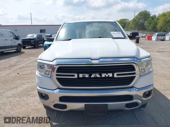 2021 Ram 1500 Big Horn z VIN 1C6SRFFTXMN567691, wystawiony jako IAAI lot #43115791 z przebiegiem 104 406 mil mil oraz . Historia ofert i sprzedaży dostępna na DreamBid. Obrazek 12.