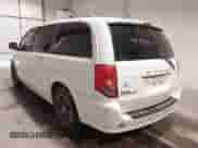 2019 Dodge Grand Caravan SE z VIN 2C4RDGBG8KR531227, wystawiony jako IAAI lot #41594753 z przebiegiem 88 031 mil mil oraz . Historia ofert i sprzedaży dostępna na DreamBid. Obrazek 3.