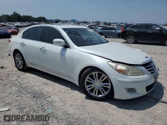 2010 Hyundai Genesis with VIN KMHGC4DF7AU093455, listed as a Copart auction lot 62400215 with 141,794 mi miles and Salvage title. Bid and sale history available at DreamBid. Image 4.