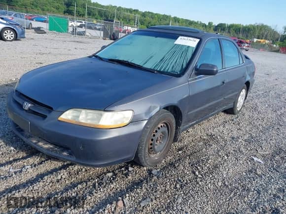 1998 Honda Accord EX with VIN 1HGCG5651WA188962, listed as a IAAI auction lot 42633620 with 341,982 mi miles and . Bid and sale history available at DreamBid. Image 2.