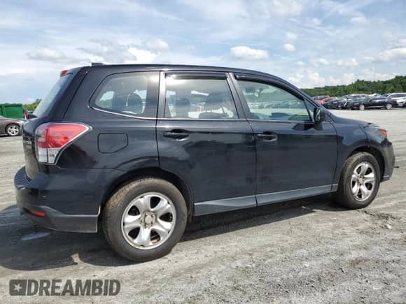 2017 Subaru Forester with VIN JF2SJAAC9HG453039, listed as a Copart auction lot 60892065 with 92,093 mi miles and Salvage title. Bid and sale history available at DreamBid. Image 3.